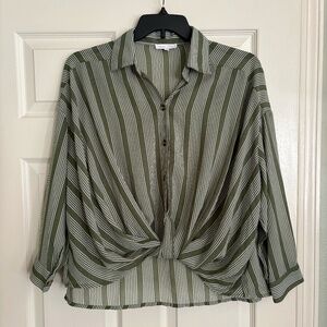 Emory Park _ Green Top _ Women's Size Large